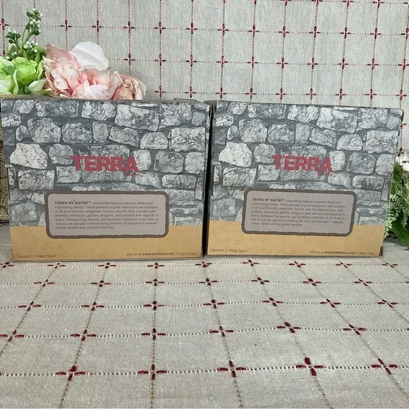 Terra by Battat Halldor The Raider Viking Warrior Figure & Xiun The Crystal Mage - Picture 6 of 8